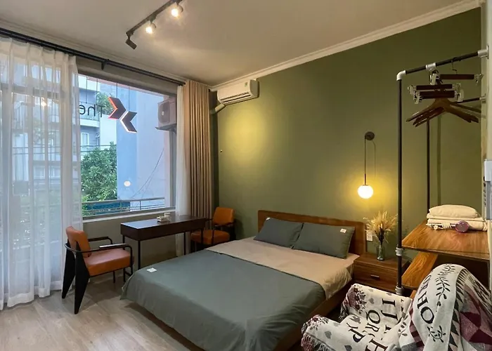 The P\'Lu Homestay
